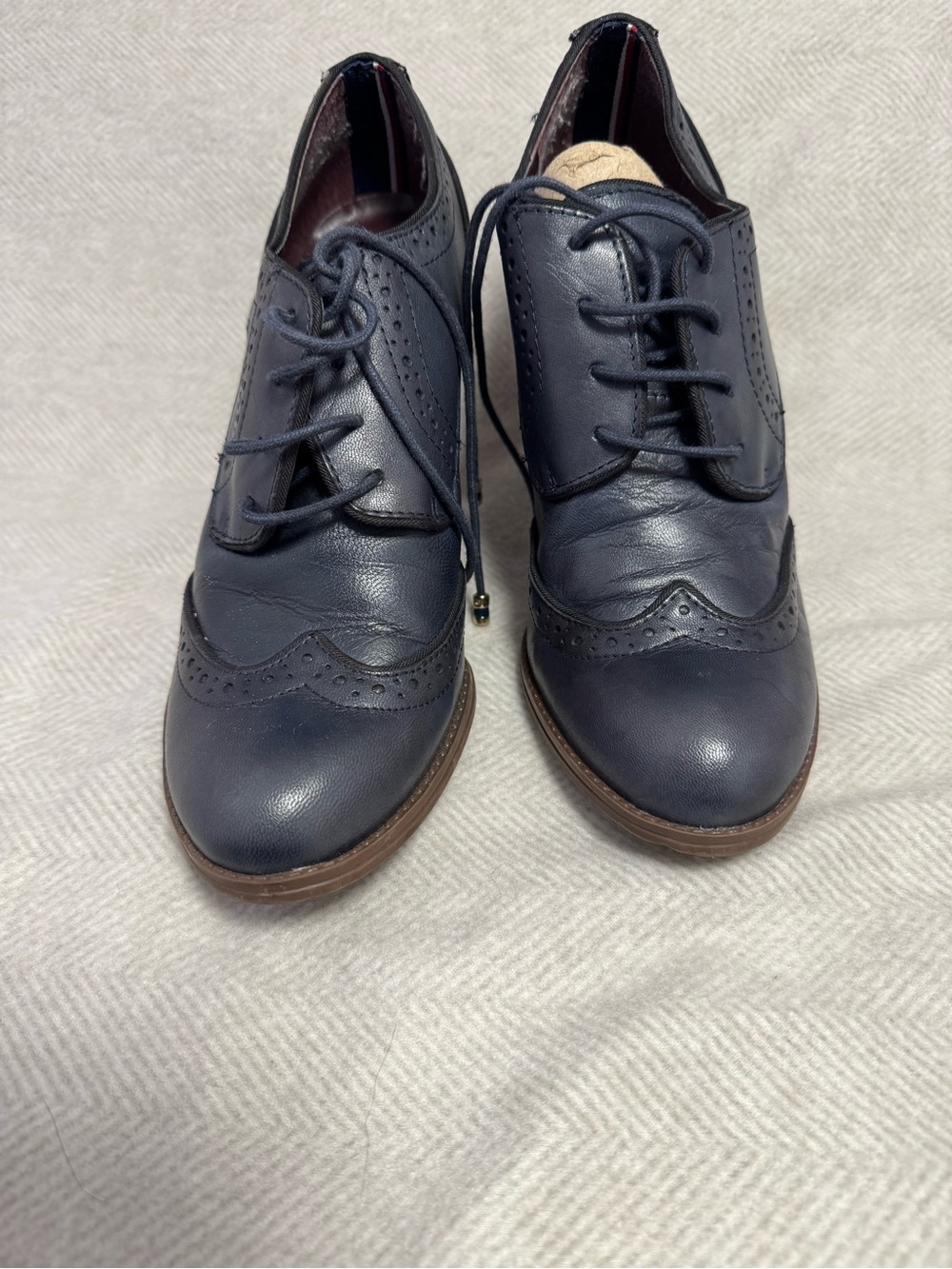 Tommy Hilfiger Navy Leather Wingtip Oxfords
